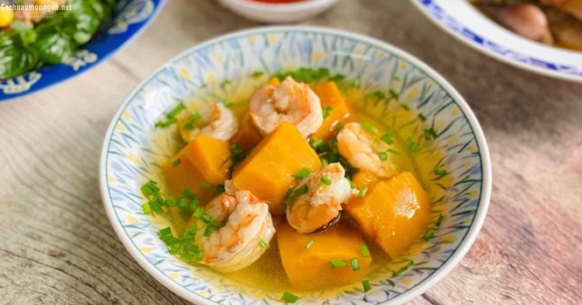 Canh bí đỏ nấu tôm