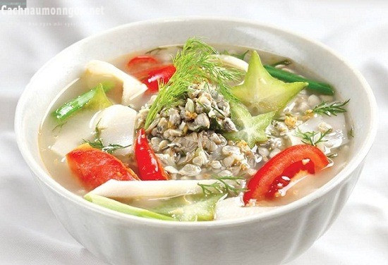 Canh hến nấu khế chua